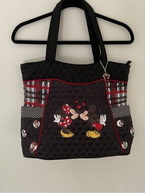 Bradford Exchange Disney “Mickey & Minnie Love Story” Quilted Tote With Charm